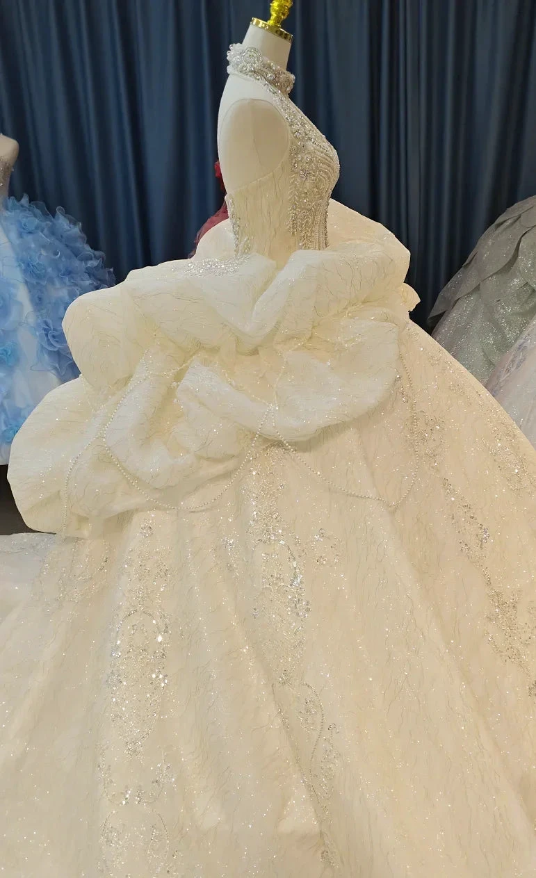 Lavish Halter-Neck Ball Gown Wedding Dress with Pearl Crystal Embroidery & Ruffled Tulle Skirt Ye-2034 (ZD16817)