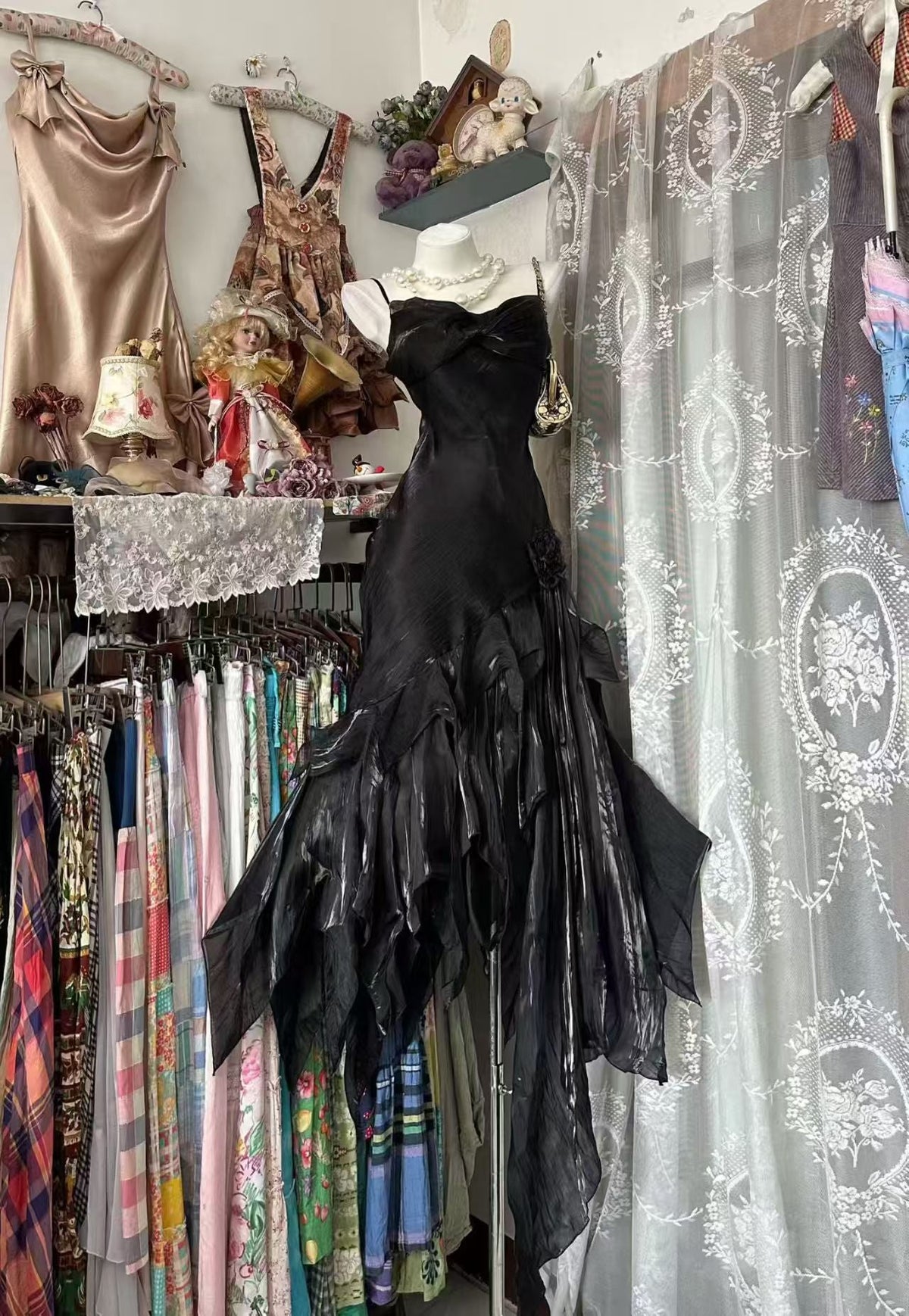 Spaghetti Strap Black Ruffled Prom Dress Sheath Party Dress