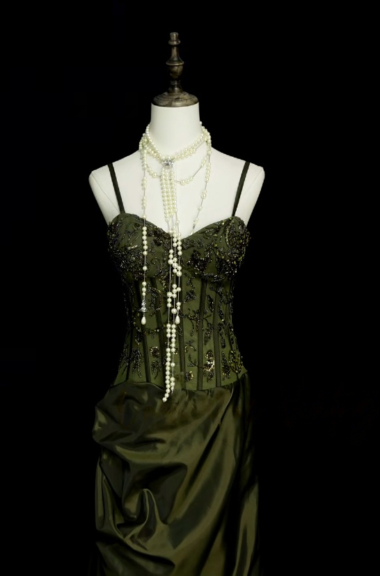 Spaghetti Strap Green Satin Prom Dress Retro Beaded Evening Dress J10501