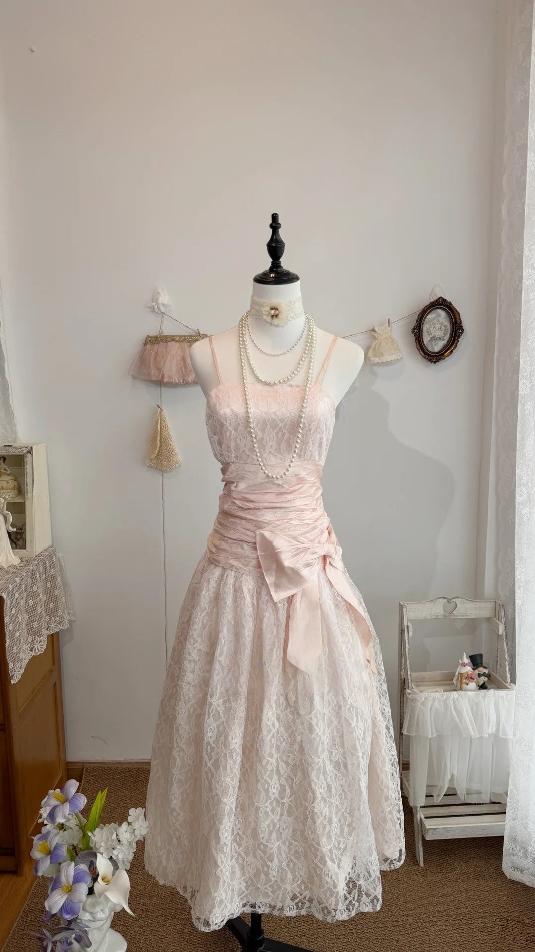 Spaghetti Strap Pink Lace Prom Dress Homecoming Dress With Bow J10319