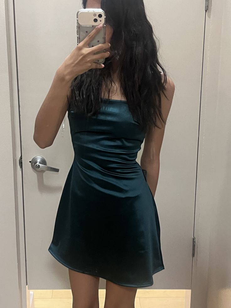 Spaghetti Straps Emerald Green Satin Homecoming Dress