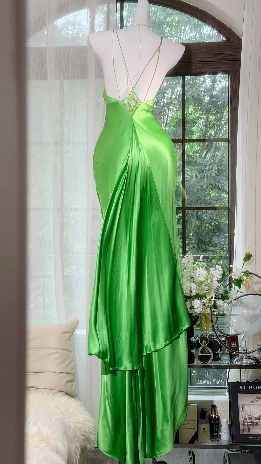 Spaghetti Straps Green Satin Prom Dress Retro Evening Gown J10905