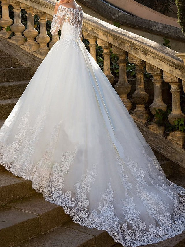 Sparkle & Shine Ball Gown Wedding Dress Off Shoulder Lace Tulle Lace Glamorous Long Sleeves Bridal Gowns with Chapel Train
