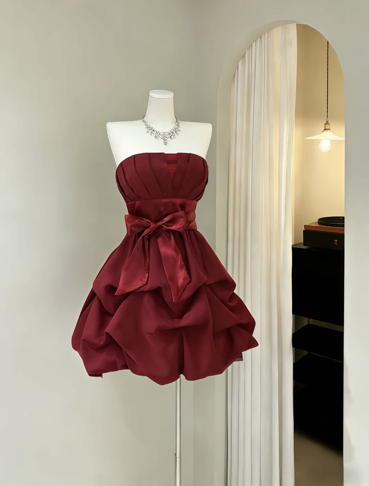 Strapless A-Line Burgundy Short Homecoming Party Dress