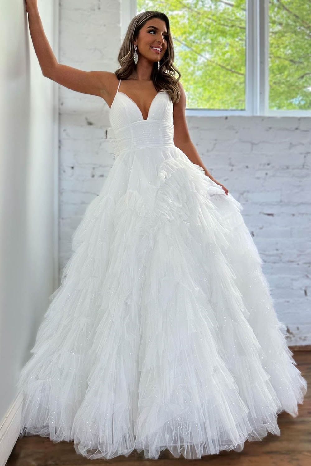 A-Line V-Neck Spaghetti Straps Long Tiered Tulle Prom Dress - View 8 | FashionDia