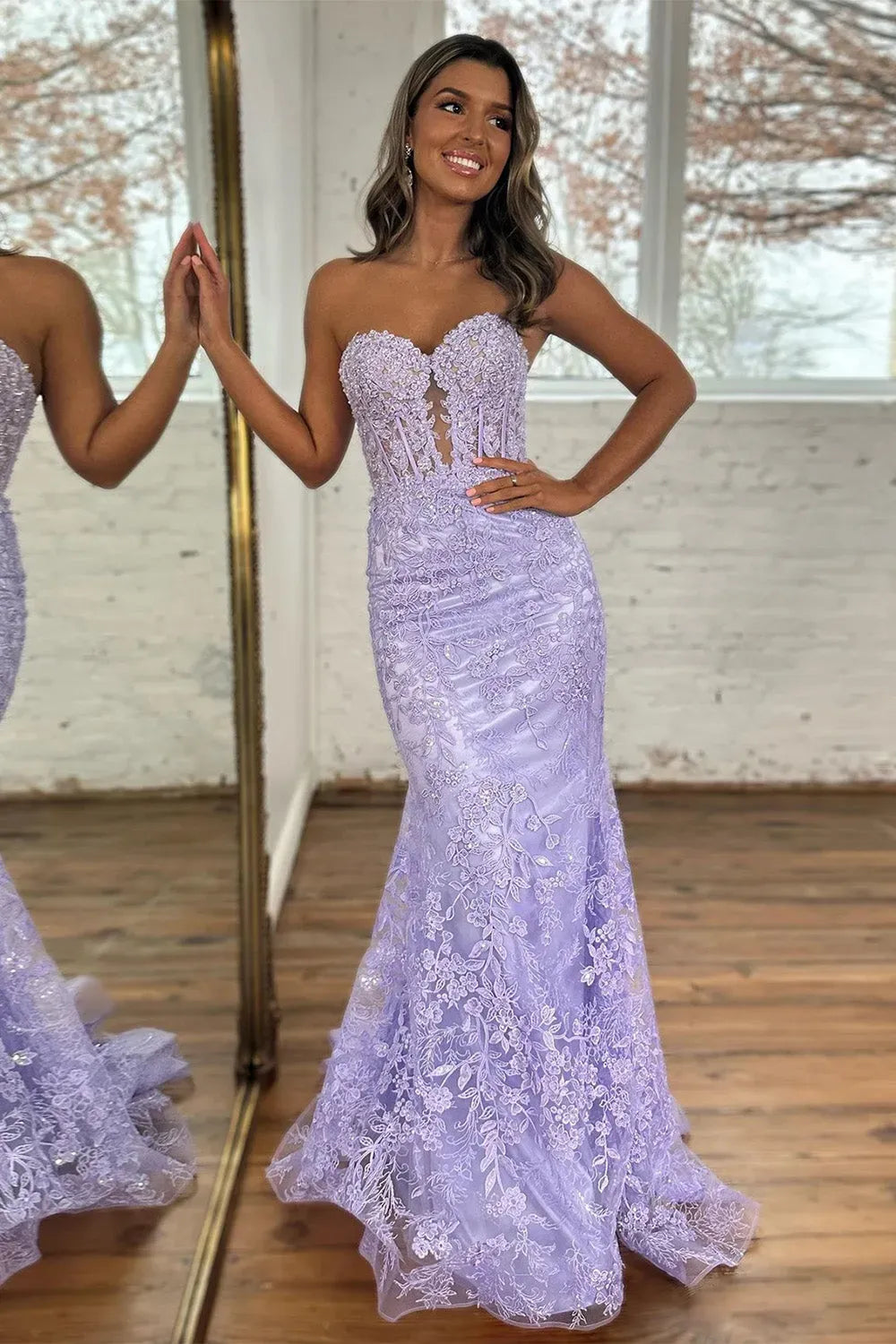 Stunning Black Sweetheart Backless Mermaid Long Prom Dress with Appliques