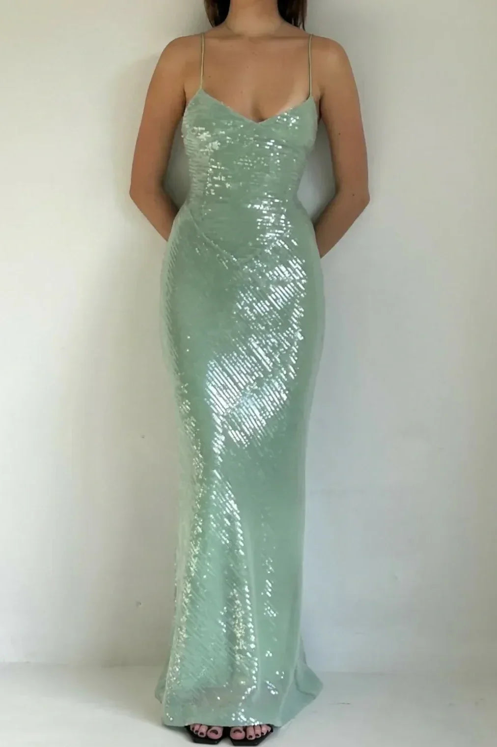 Stylish Sheath Spaghetti Straps Light Green Sequins Long Prom Dress