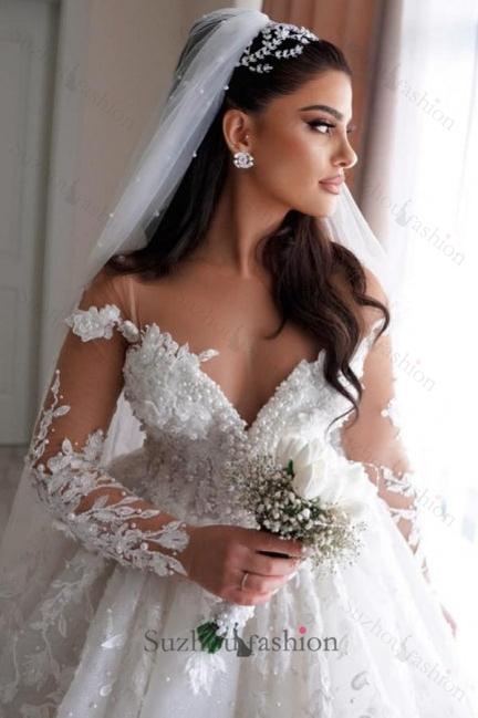 Sweetheart Wedding Dress Floor Length Long Sleeve Beaded Tulle Ball Gown Bridal Gown With Appliques
