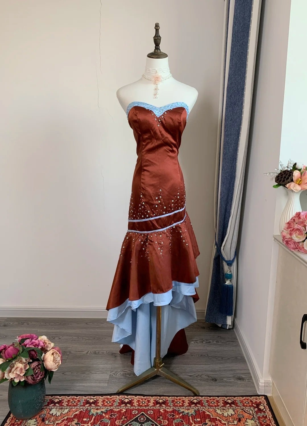 Sweetheart Mermaid Satin Prom Dress Retro Beaded Evening Dress