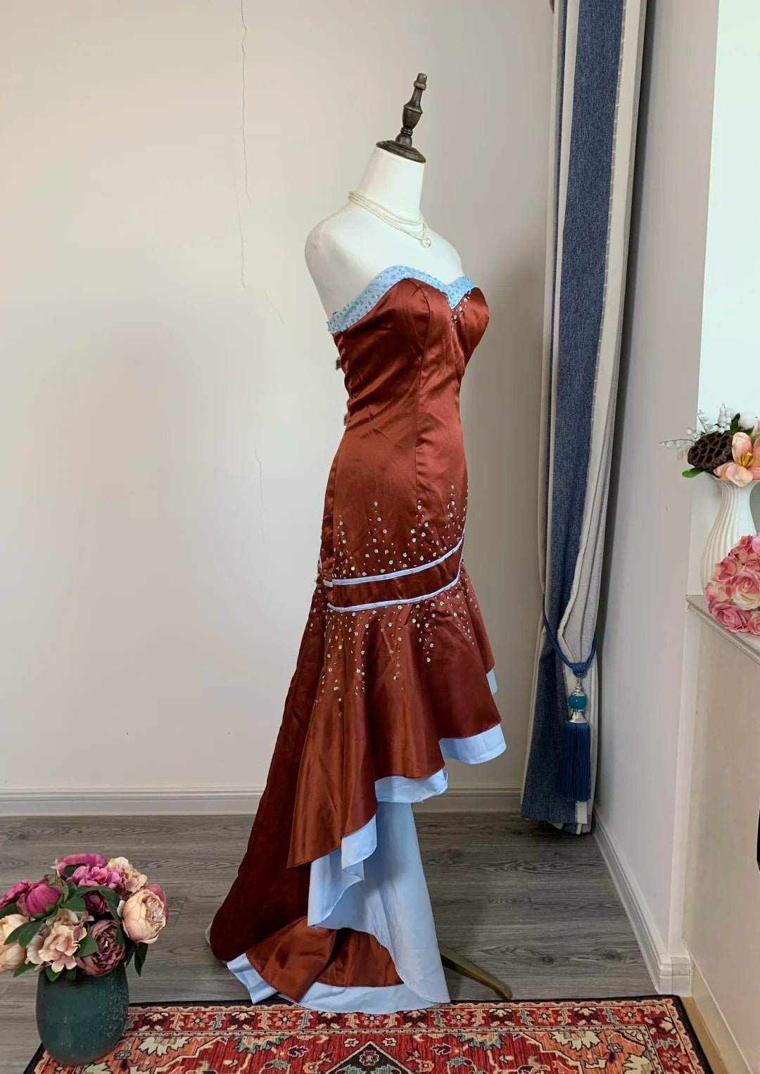 Sweetheart Mermaid Satin Prom Dress Retro Beaded Evening Dress