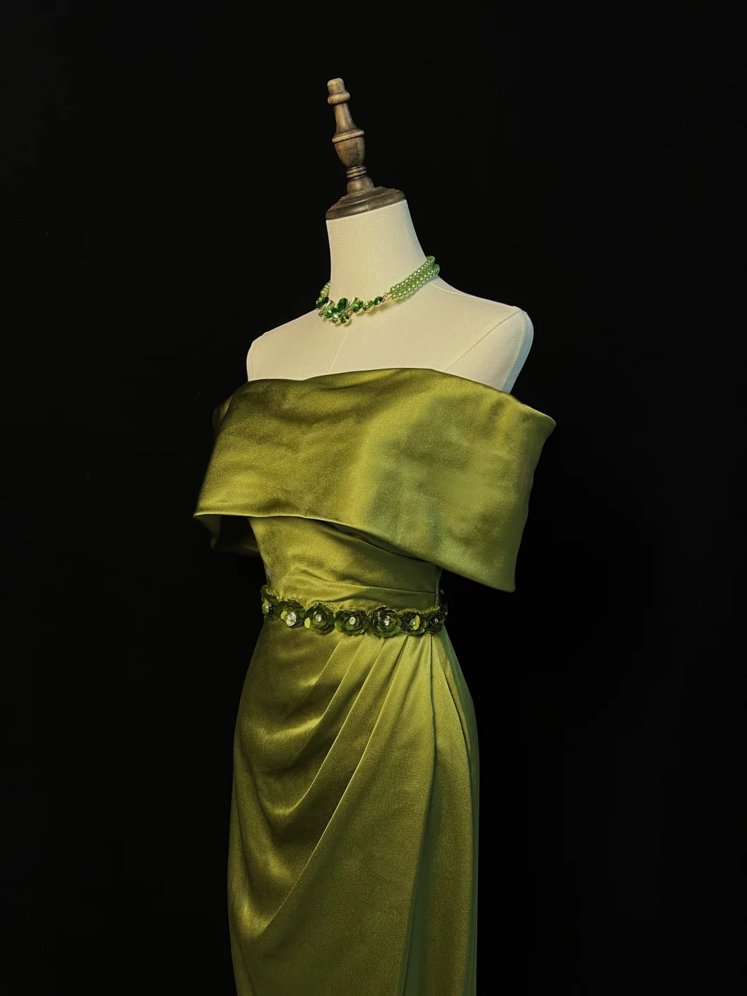Classy Olive Green Satin Off The Shoulder Slit Prom Dress Slit Mermaid Evening Dress Y8650 - View 2 | VelvetHem