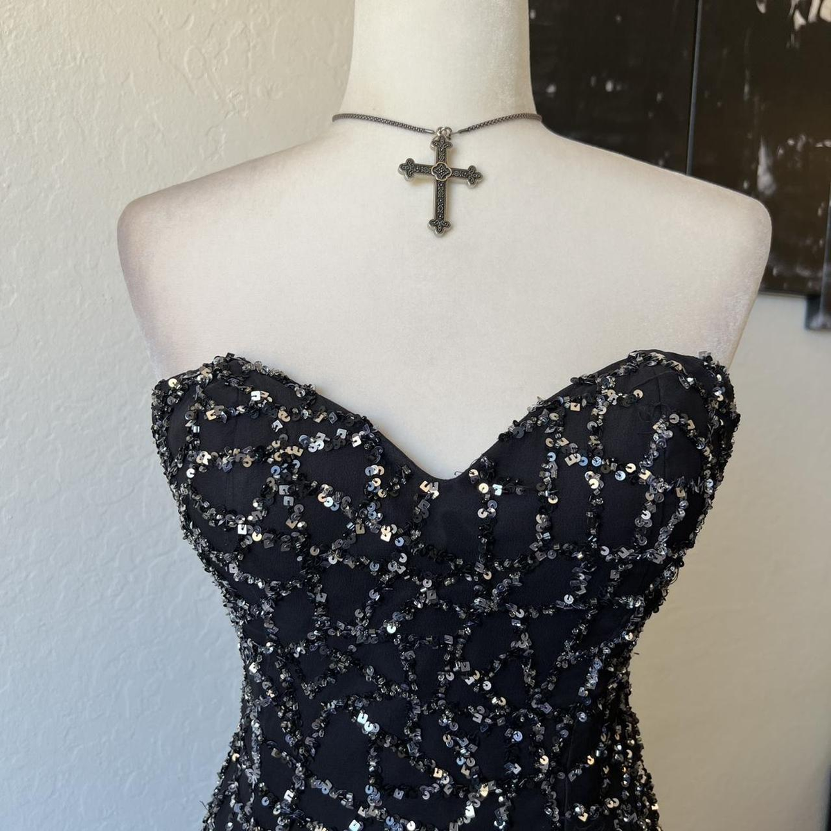 Sparkly Black Sweetheart Neck Sequin Sheath Cocktail Dress Formal Graduation Homecoming Dress - View 3 | FashionDia