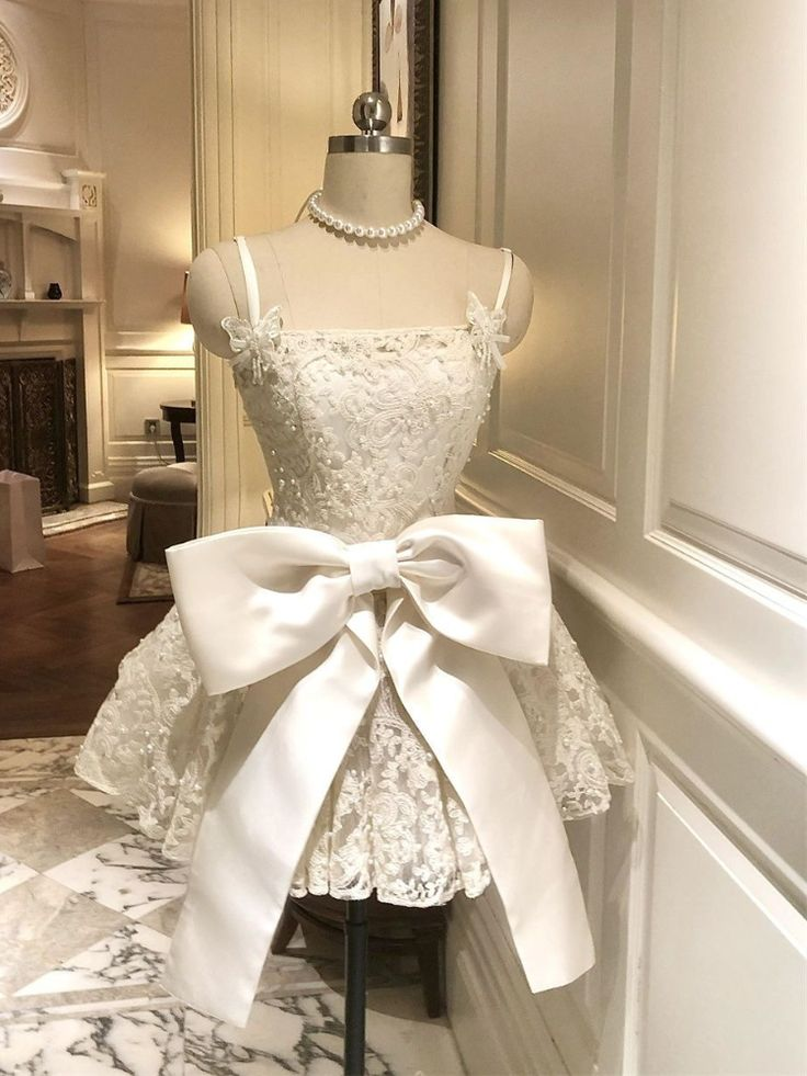 Elegant Ivory Lace Mini Homecoming Dress Princess Prom Dress
