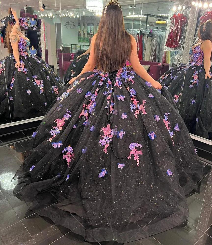 Unique Ball Gown Sweetheart Neck Spaghetti Straps 3D Floral Lace Appliques Beaded Black Tulle Quinceanera Dress Birthday Party Gown For Sweet 16