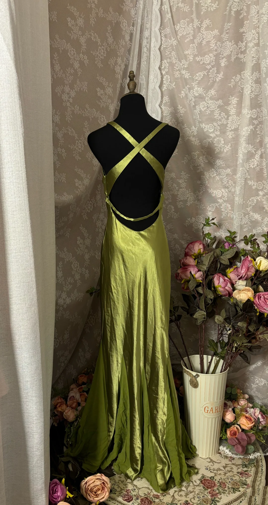 V Neck Green Satin Prom Dress Open Back Formal Evening Dress J10001