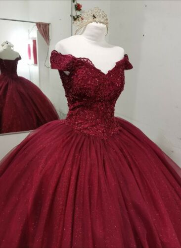 Burgundy Off-the-Shoulder Quinceanera Dresses Ball Gown Lace Prom Sweet 16 Dress - View 2 | FashionDia