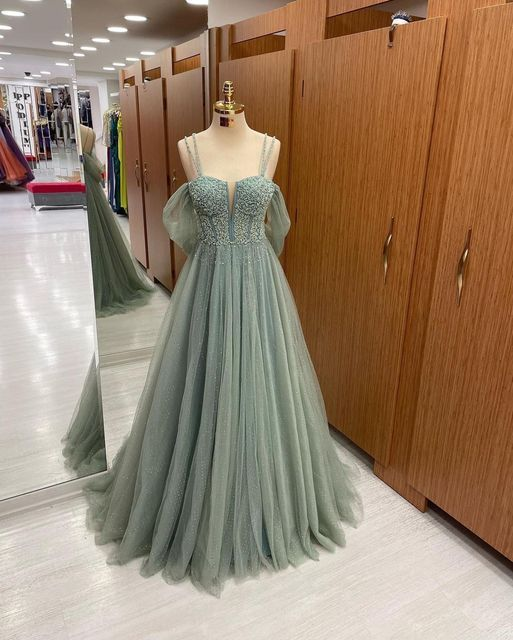 Elegant Evening Dress with Spaghetti Straps, Glitter A-Line Tulle Prom Dress