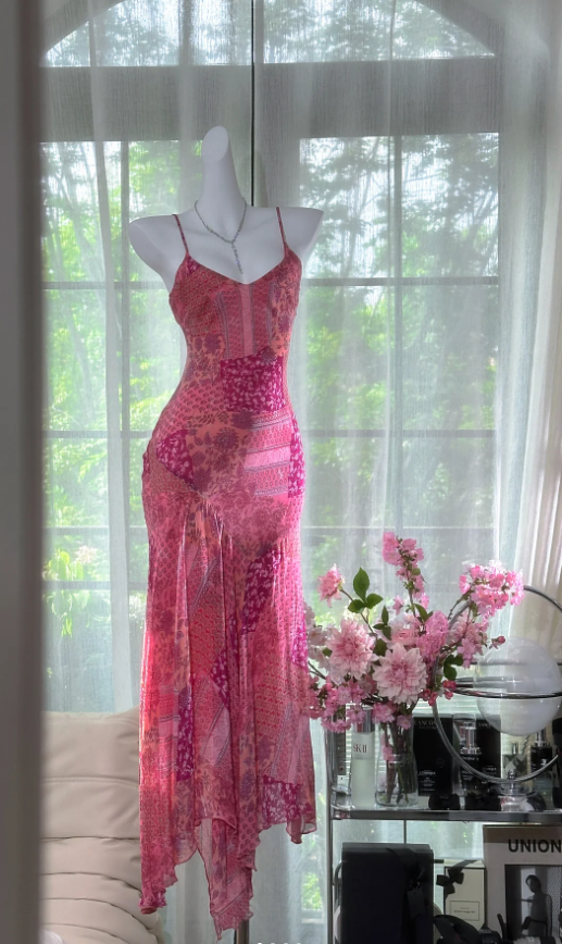 Unique Pink Spaghetti Straps Chiffon V-Neck Mermaid Party Dress Long Prom Dress - View 2 | FashionDia