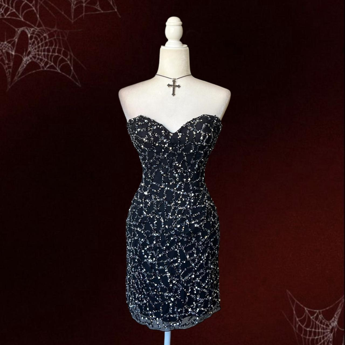 Sparkly Black Sweetheart Neck Sequin Sheath Cocktail Dress Formal Graduation Homecoming Dress - FashionDia