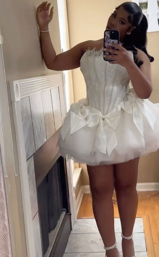Charming Strapless Tulle Sequin Beaded Birthday Outfits White Graduation Homecoming Dress