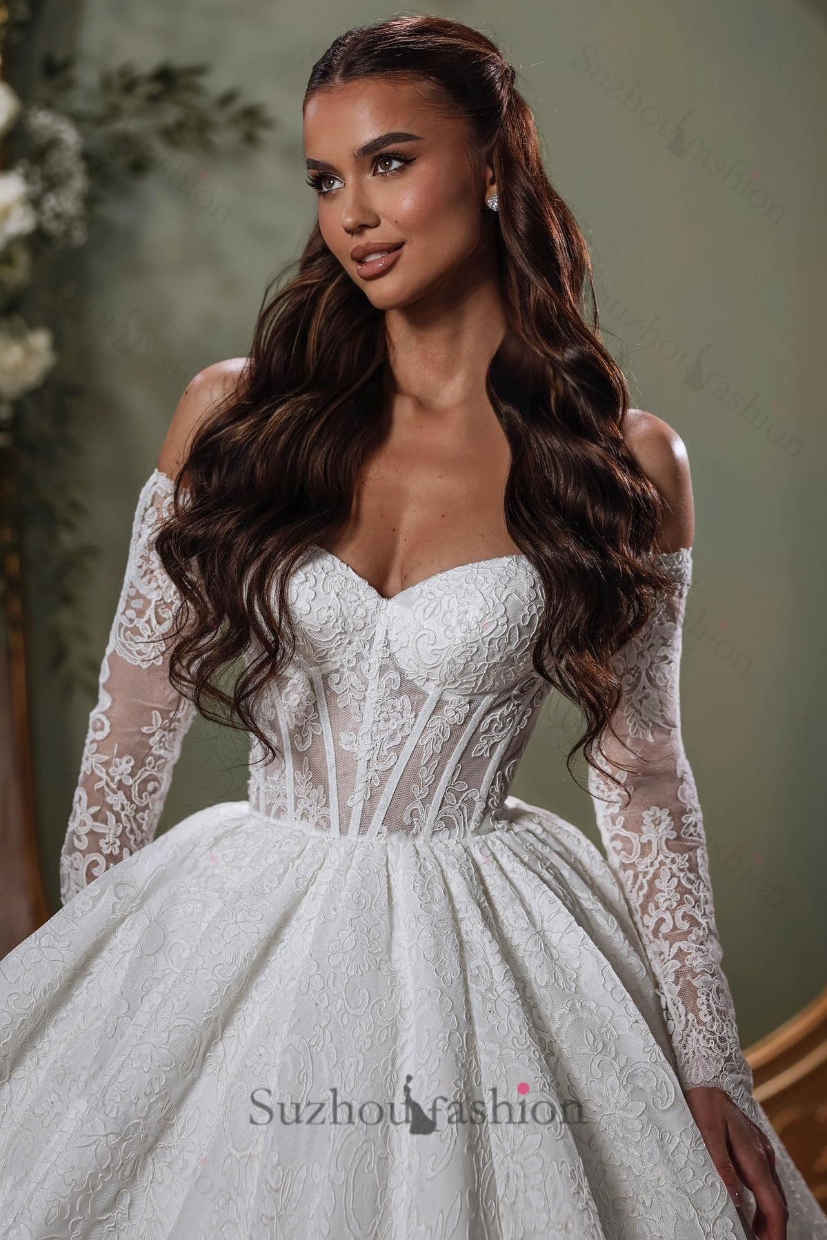 White Wedding Dress Sweetheart Off The Shoulder Long Sleeves Ball Gown Cathedral Train Lace Bridal Gown