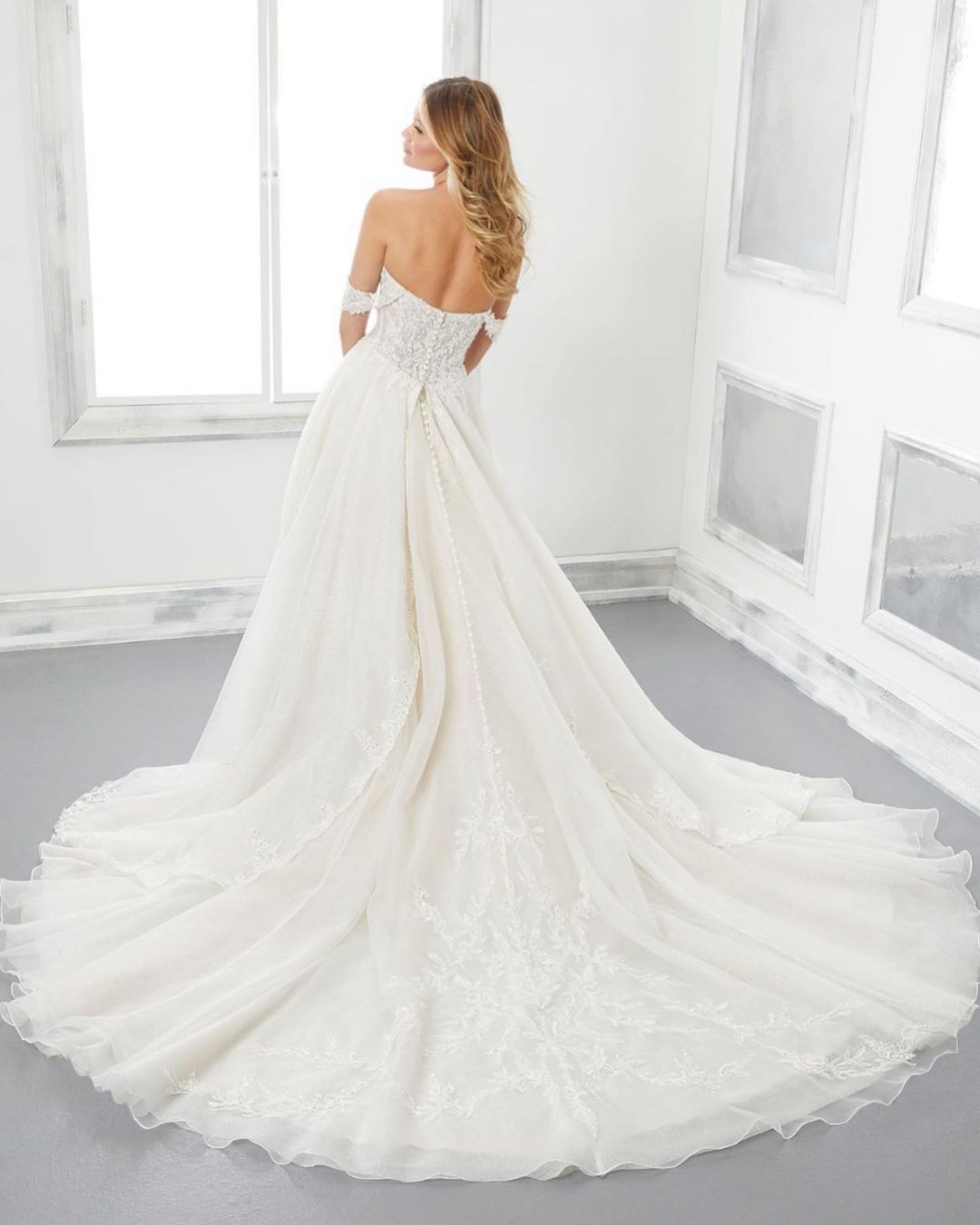 White/Ivory Off Shoulde A-line Bridal Dress