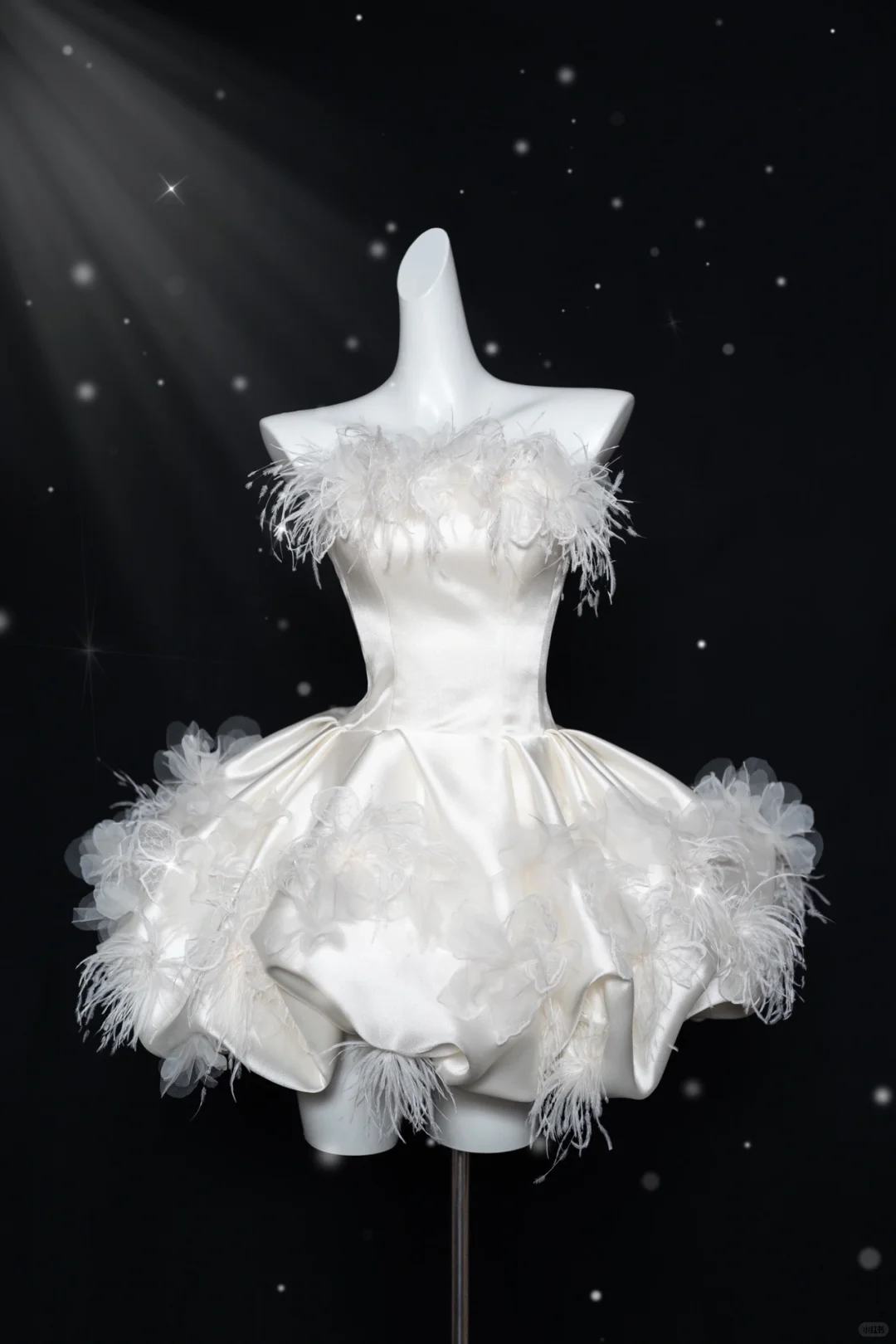 Sweet White Satin Lace Appliques Strapless A-Line 18th Birthday Outfits Homecoming Dress - FashionDia