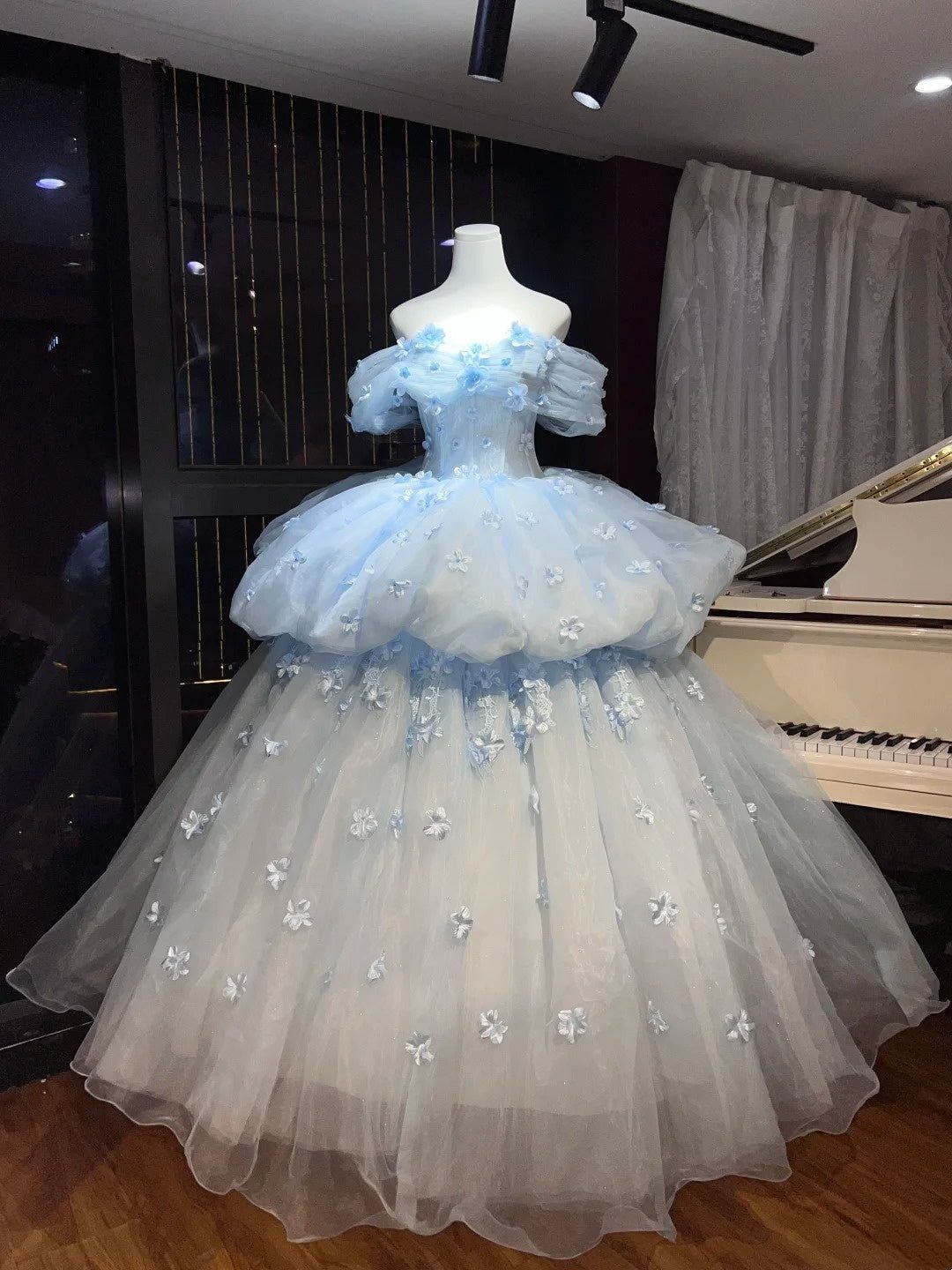 Elegant Off-the-Shoulder Blue Tulle Layered Appliques Ball Gown Sweet 16 Dress Quinceanera Dress - FashionDia