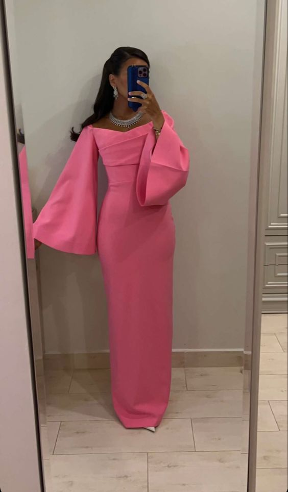 Pink Sheath/Column Evening Gown Long Sleeves Pink Prom Dress Y6039 - View 2 | VelvetHem