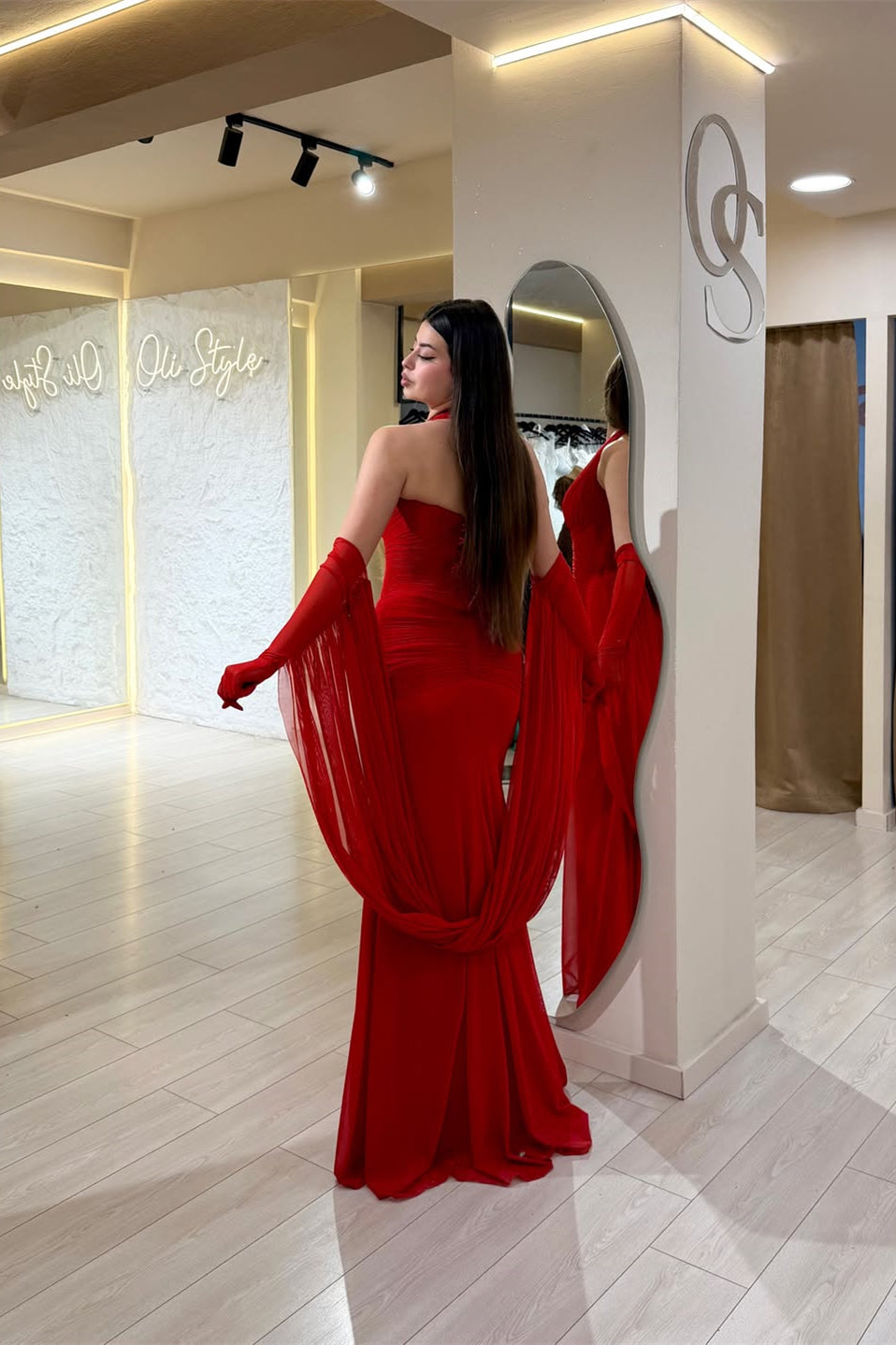 Charming Red Halter Sleeveless Mermaid Prom Dresses Sheath With Gloves