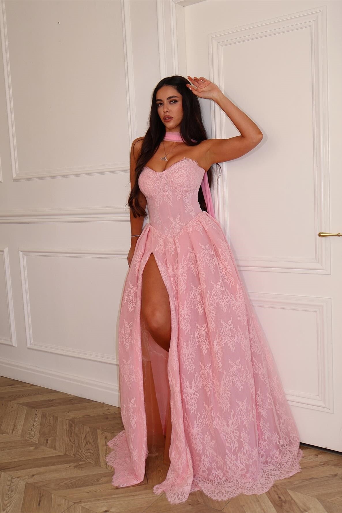 Pretty Pink Sweetheart Strapless Sleeveless Lace Prom Dresses A-Line High Split With Pleats