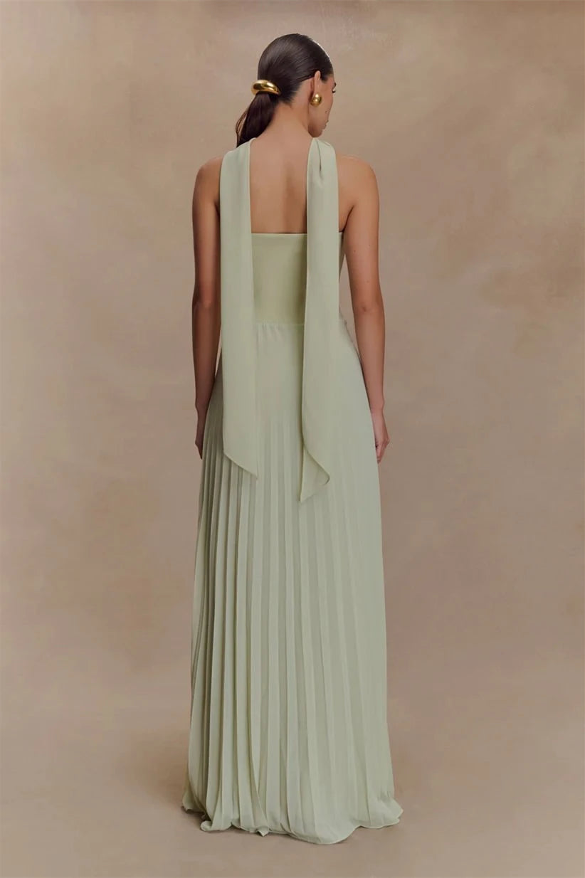Chic Strapless Sleeveless Prom Dresses Floor Length With Pleats