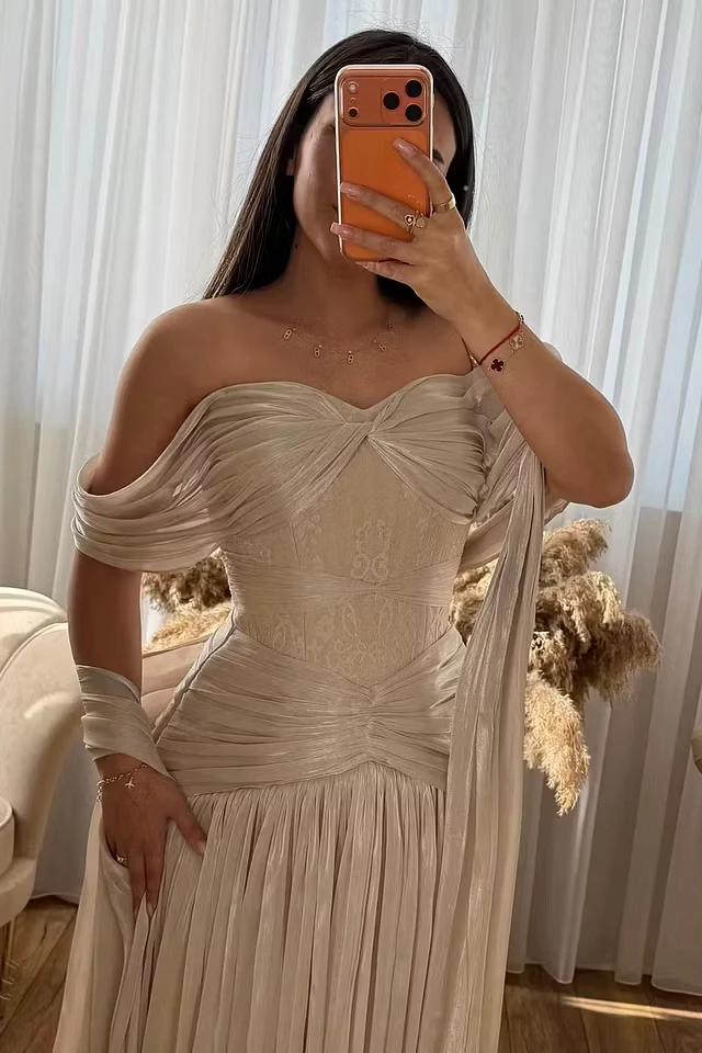 Timeless Sweetheart Off The Shoulder A-Line Prom Dresses Floor Length With Pleats