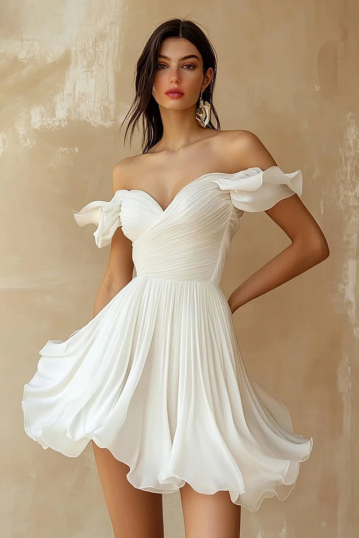Elegant White Sweetheart Off-the-Shoulder Homecoming Dresses Mini With Pleats Zipper