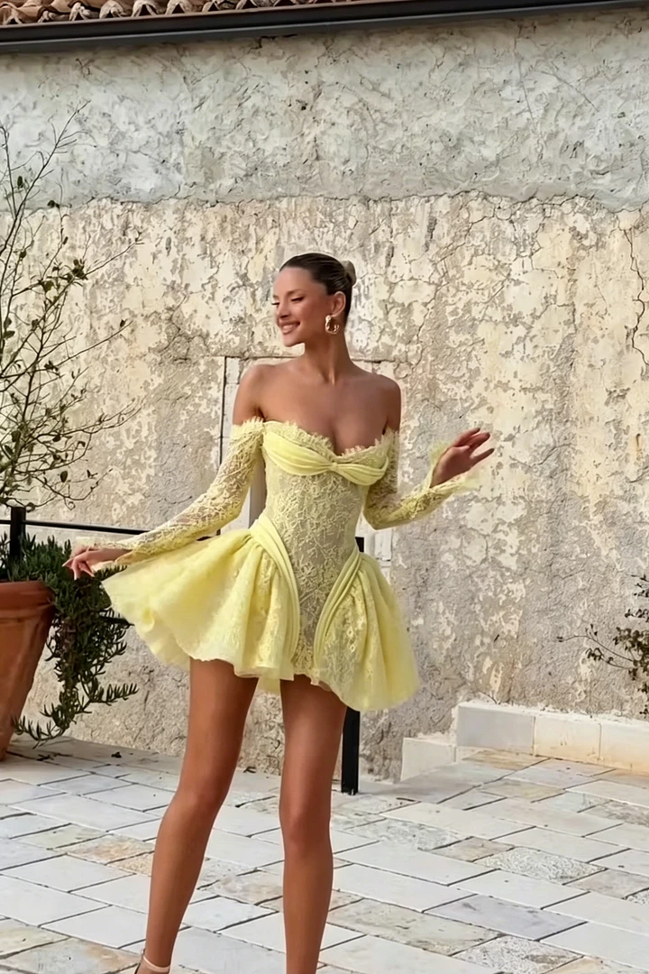 Timeless Daffodil Sweetheart Long Sleeves Lace Homecoming Dresses Mini With Lace-Up Back