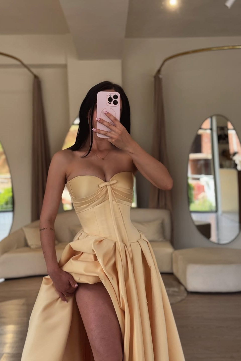 Graceful Sweetheart Strapless Sleeveless Satin Prom Dresses A-Line With Pleats