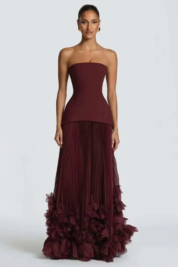 Chic Cabernet Strapless Sleeveless Floor-Length Prom Dresses Zipper With Pleats