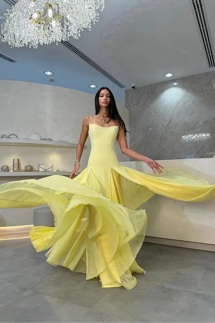 Charming Yellow Spaghetti-Straps Sleeveless Prom Dresses Floor-Length With Pleats
