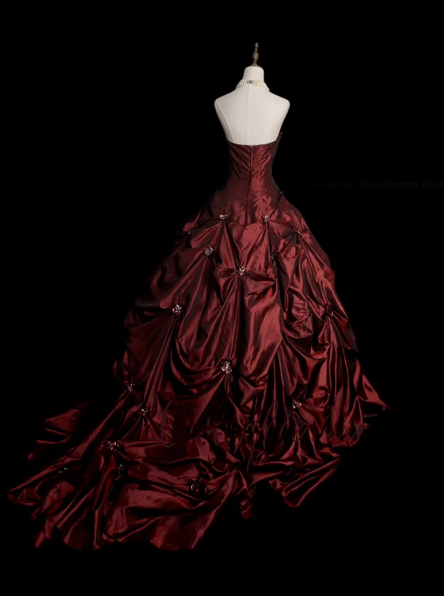Retro Ball Gown Strapless Burgundy Satin Pleated Appliques Beaded Quinceanera Dress Sweet 15 Dress D4896