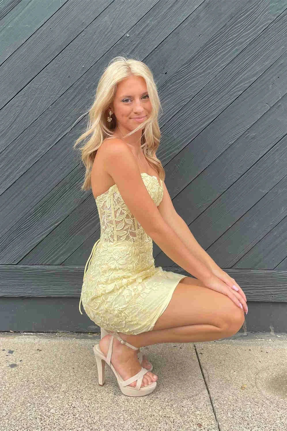 Lace-Up Appliques Strapless Sheath Homecoming Dress Y2490 by simplepromdress