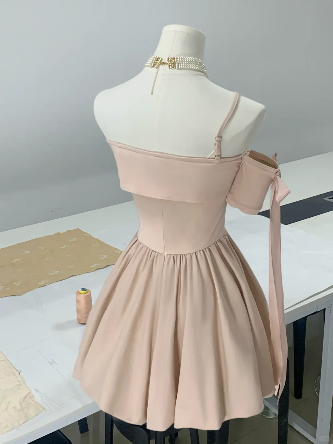 Elegant Off-the-Shoulder Pink A-Line Short Party Dress Homecoming Dress - View 6 | FashionDia