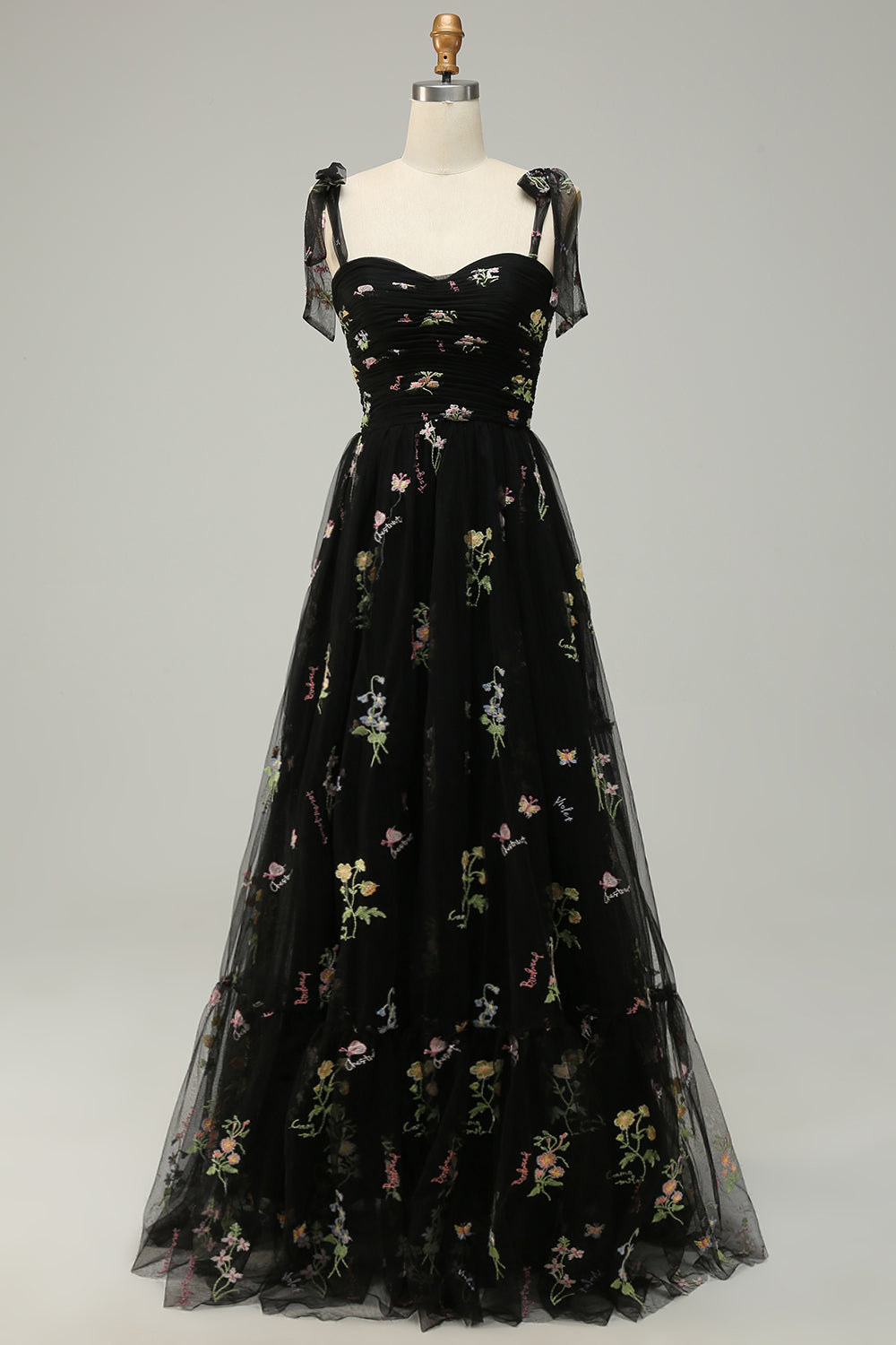 Green Long Prom Dress With Embroidery
