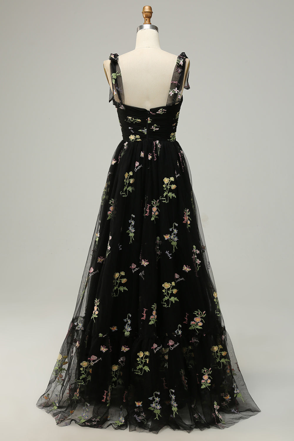 Green Long Prom Dress With Embroidery