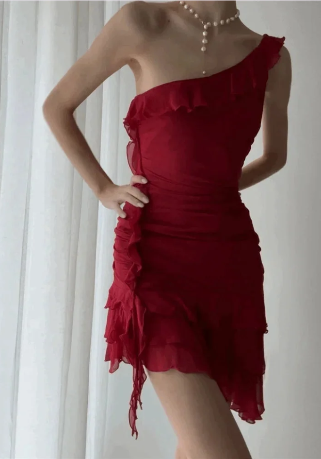 Classy Sleeveless Irregular Ruffles Chiffon Short Party Dress Red One-Shoulder Graduation Homecoming Dress - View 2 | FashionDia