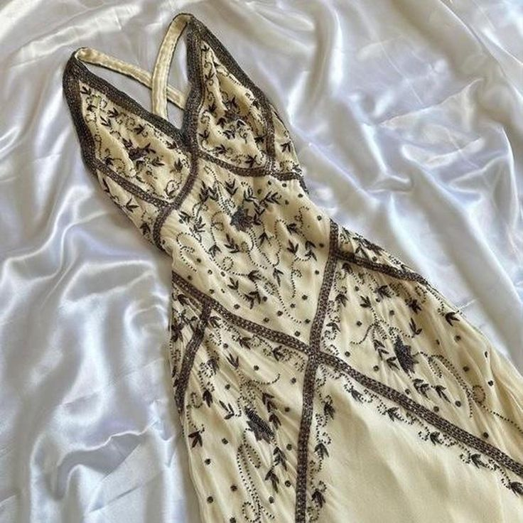 Luxury Champagne Mermaid Beaded Long Prom & Evening Dress - View 2 | FashionDia