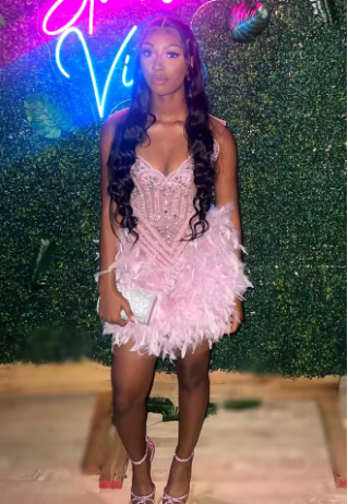 Luxury Feather Beaded Sweetheart Neckline Mini Cocktail Dress Pink Short Party Dress Homecoming Dress - View 2 | FashionDia