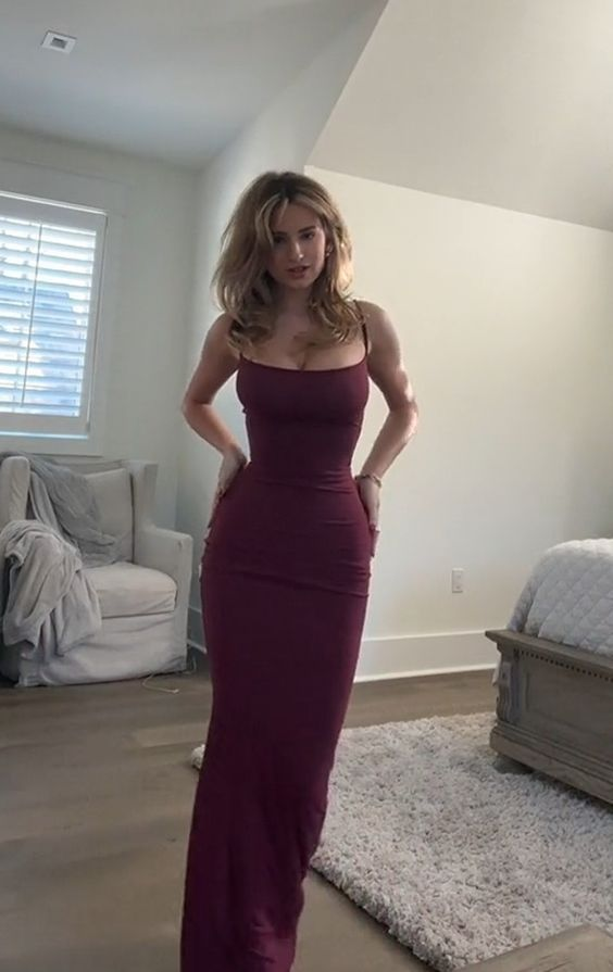 Charming Burgundy Prom Dress Sheath Evening Dresses Y7869 - View 2 | VelvetHem