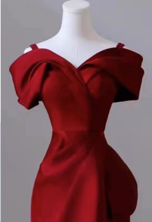 Elegant Red Evening Dress Women's Dress High-end Elegant Dress - View 3 | FashionDia