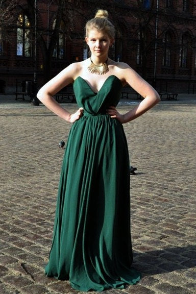A-Line Deep V-Neck Floor-Length Chiffon Backless Prom Dress