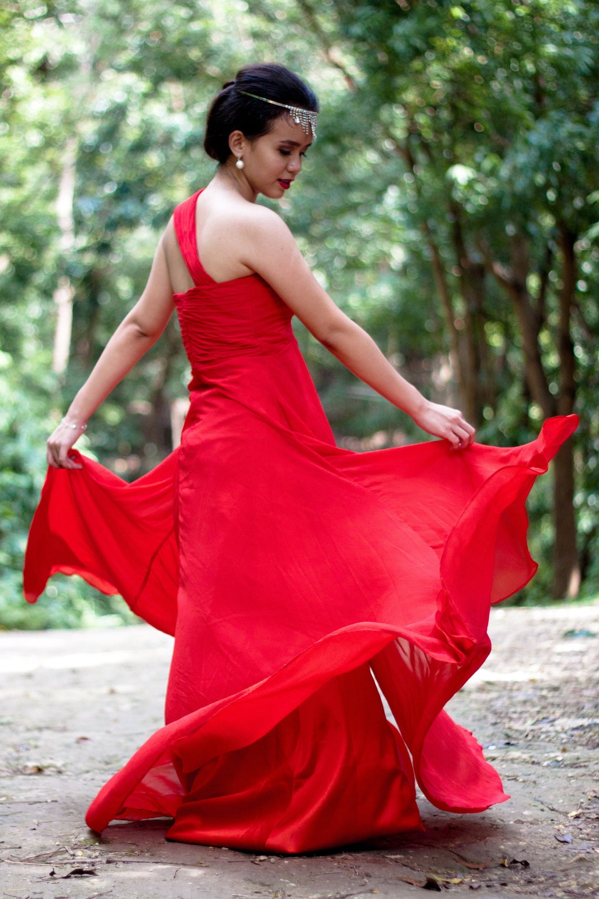 A-line One-shoulder Floor Length Chiffon Rhinestone Prom Dress